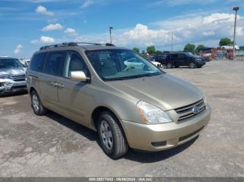  Salvage Kia Sedona