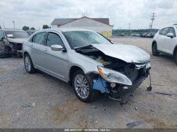  Salvage Chrysler 200