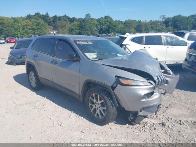  Salvage Jeep Cherokee