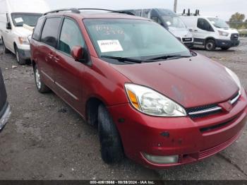  Salvage Toyota Sienna