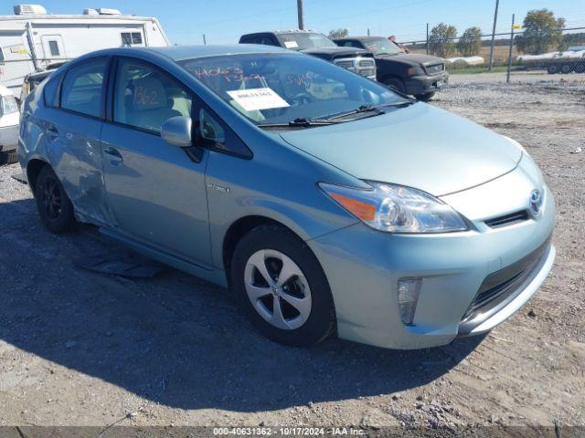  Salvage Toyota Prius