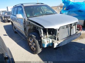  Salvage Toyota Highlander