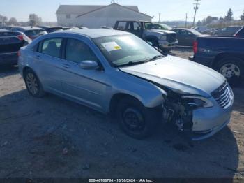  Salvage Chrysler 200