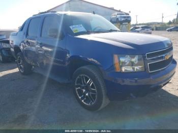  Salvage Chevrolet Avalanche