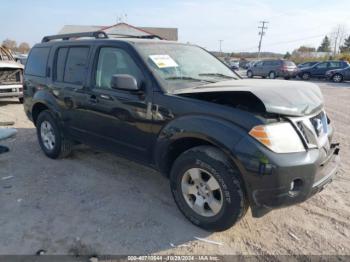  Salvage Nissan Pathfinder