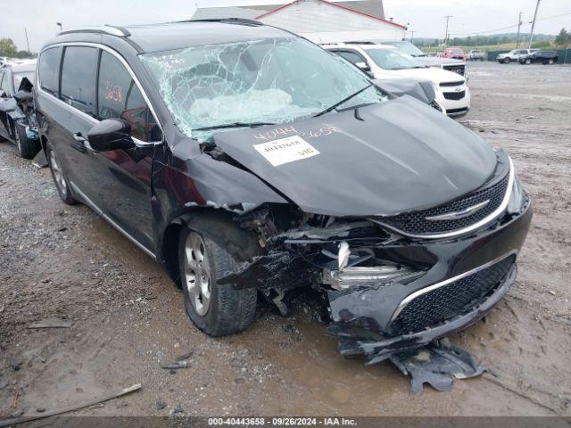  Salvage Chrysler Pacifica