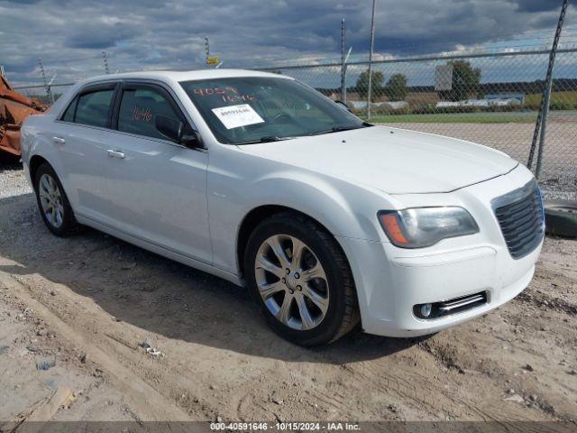  Salvage Chrysler 300