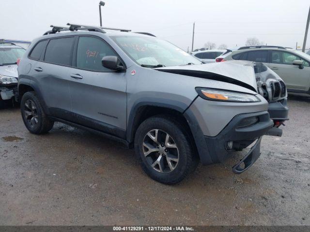  Salvage Jeep Cherokee