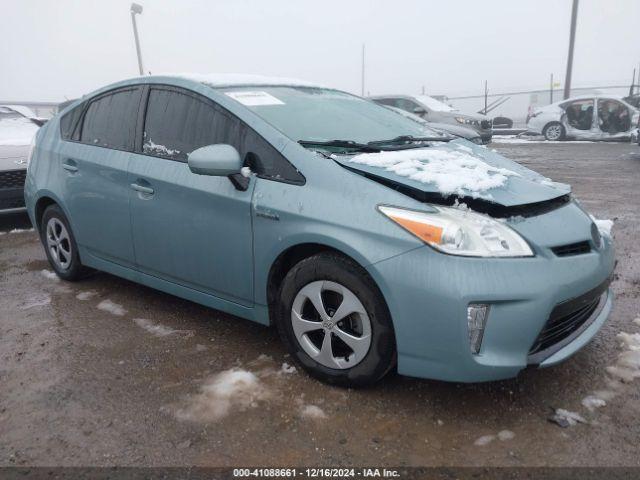  Salvage Toyota Prius