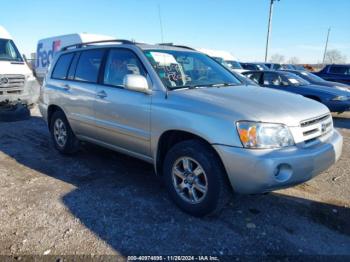  Salvage Toyota Highlander