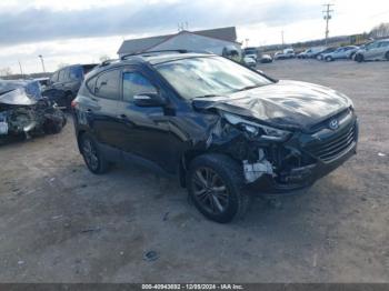  Salvage Hyundai TUCSON