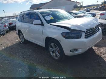  Salvage Toyota Highlander