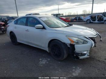  Salvage Nissan Altima