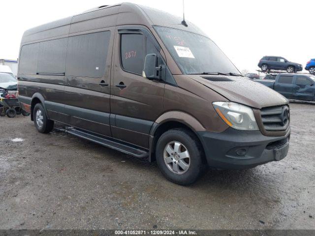  Salvage Mercedes-Benz Sprinter 2500