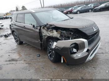  Salvage Mitsubishi Outlander