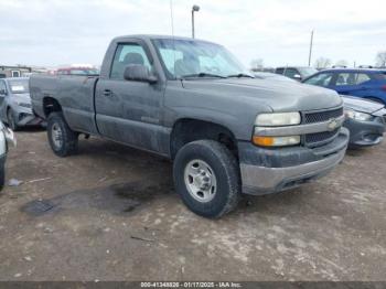  Salvage Chevrolet Silverado 2500