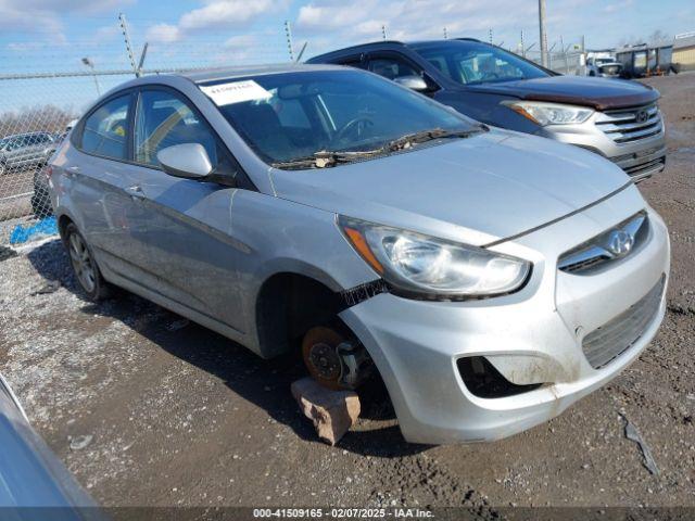  Salvage Hyundai ACCENT