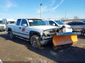  Salvage Chevrolet Silverado 2500