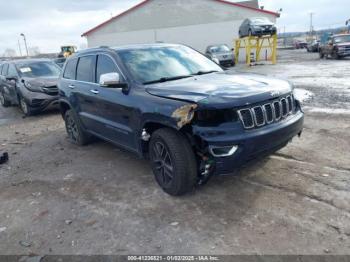  Salvage Jeep Grand Cherokee