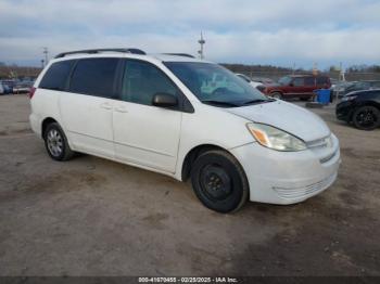  Salvage Toyota Sienna