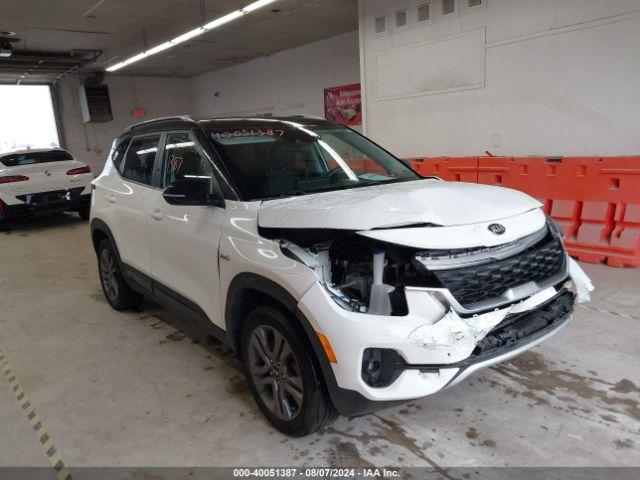  Salvage Kia Seltos