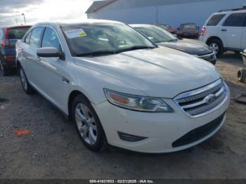  Salvage Ford Taurus