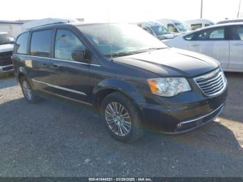  Salvage Chrysler Town & Country