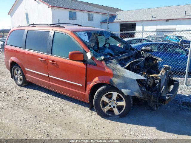  Salvage Dodge Grand Caravan