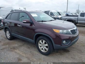  Salvage Kia Sorento