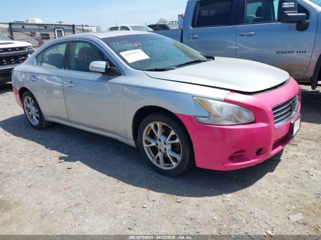  Salvage Nissan Maxima