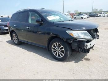  Salvage Nissan Pathfinder