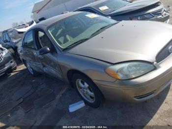  Salvage Ford Taurus
