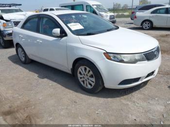  Salvage Kia Forte