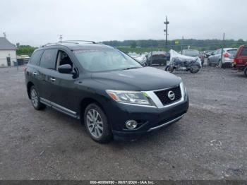  Salvage Nissan Pathfinder