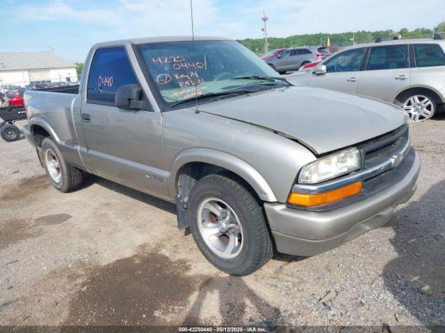  Salvage Chevrolet S-10