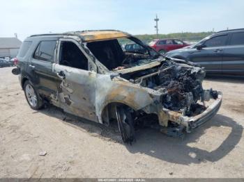  Salvage Ford Explorer