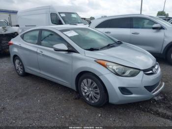  Salvage Hyundai ELANTRA