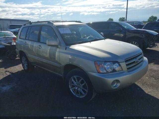  Salvage Toyota Highlander