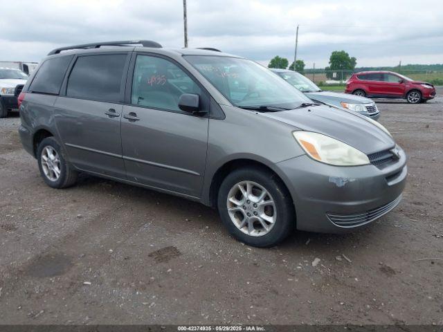  Salvage Toyota Sienna