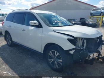  Salvage Nissan Pathfinder