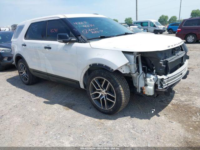  Salvage Ford Explorer