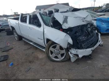  Salvage Chevrolet Silverado 2500