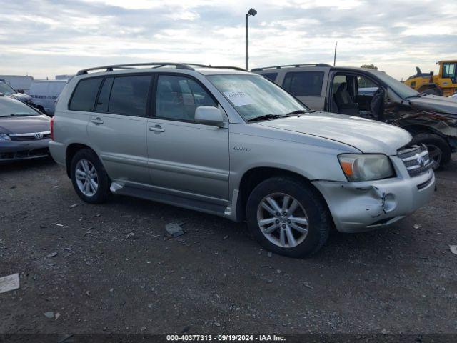  Salvage Toyota Highlander