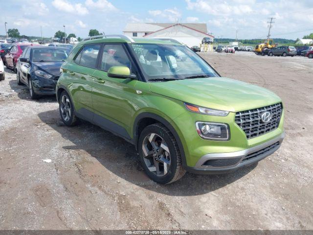  Salvage Hyundai VENUE