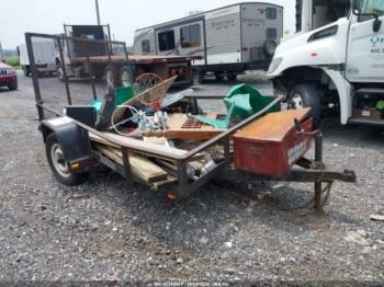  Salvage Carmate Trailer