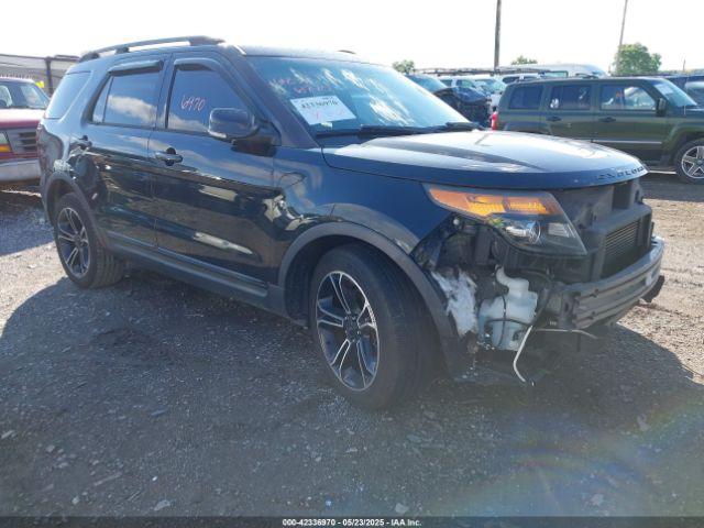  Salvage Ford Explorer