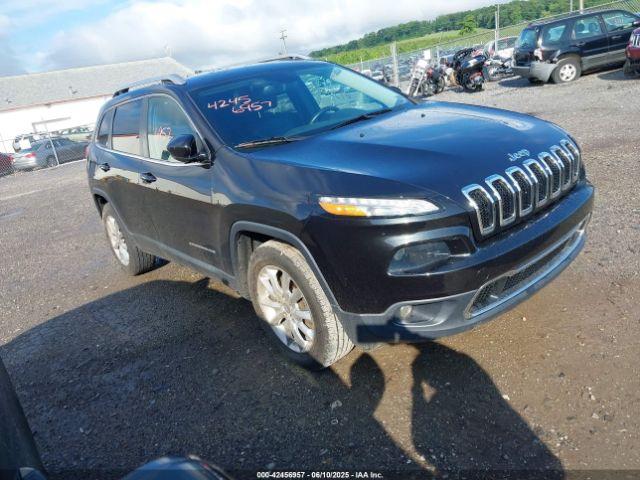  Salvage Jeep Cherokee