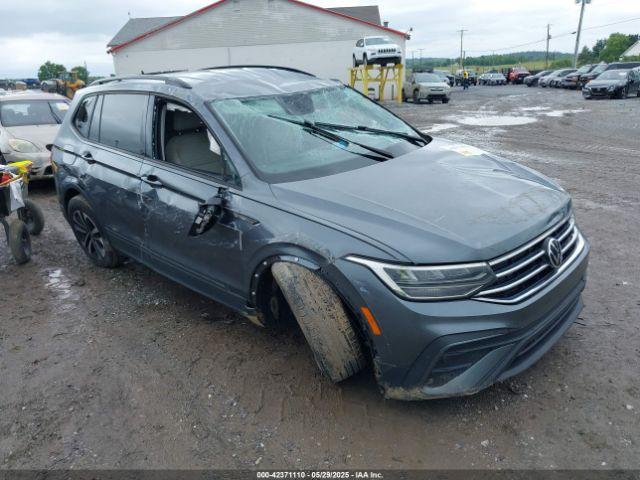  Salvage Volkswagen Tiguan
