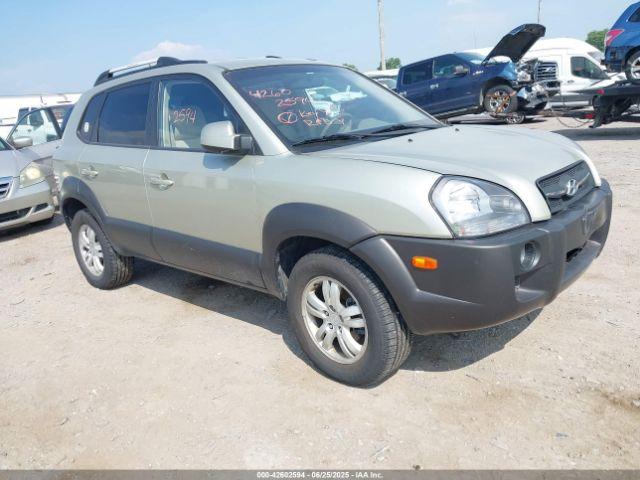  Salvage Hyundai TUCSON