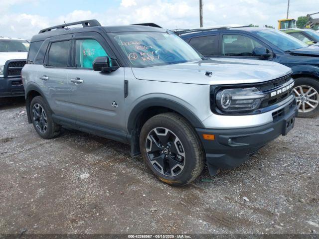  Salvage Ford Bronco